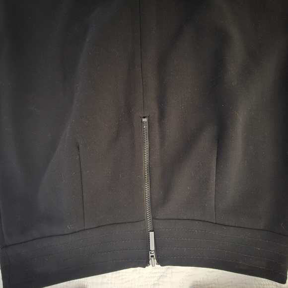 Jacob Classic Black Skirt - Picture 4 of 11